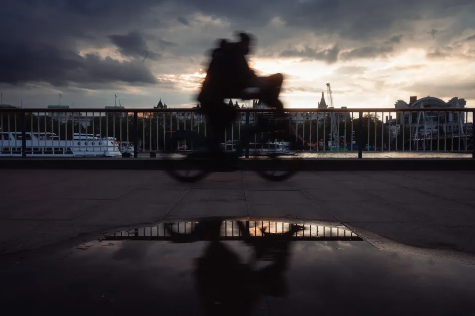 Evening Strolls - London Waterloo to London Bridge